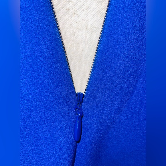 BCBGMAXAZRIA Royal Blue Fit & Flare Dress – Size 8 - Picture 6 of 7